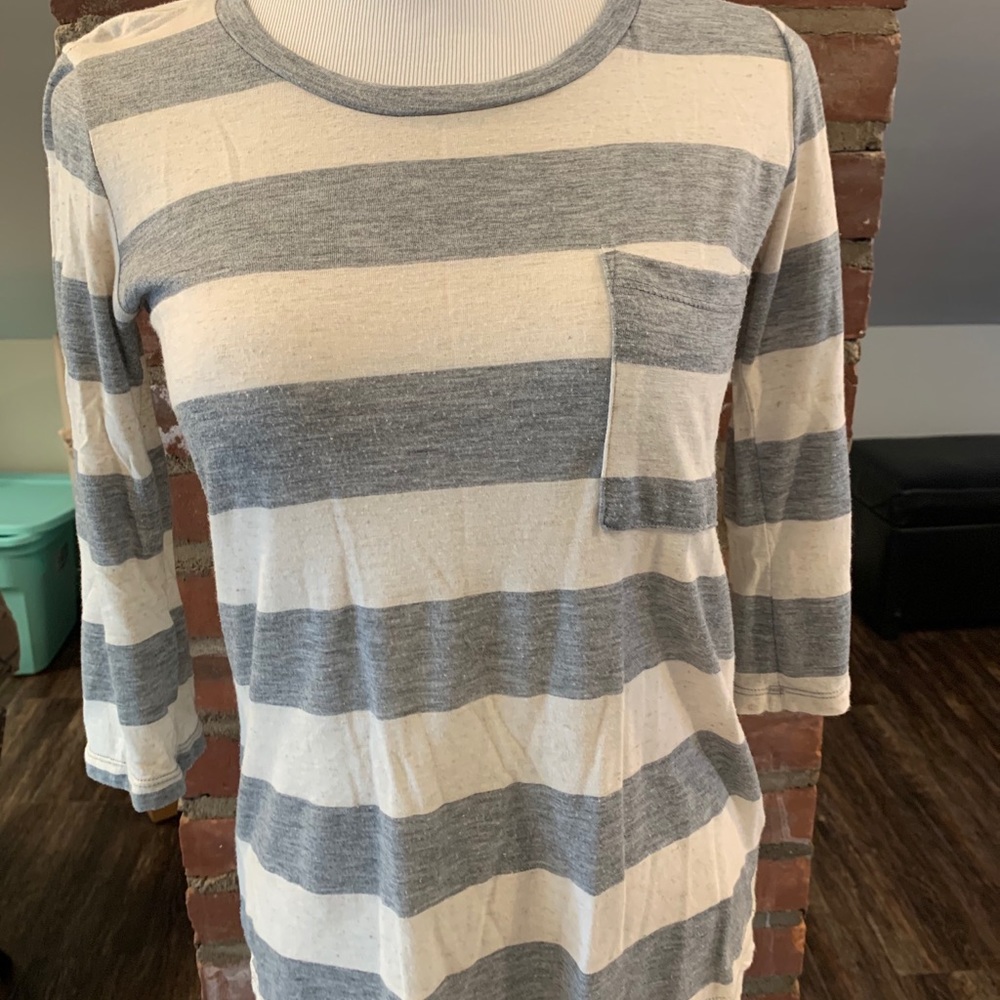 Stripe grey and tan top